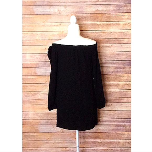 ⭐️NWT Ali & Jay Muse Mini Dress - Picture 2 of 8